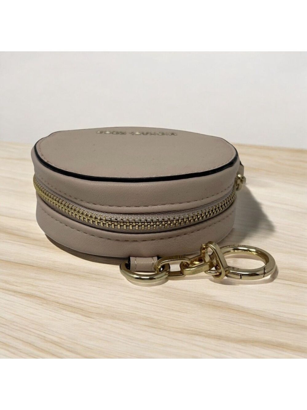 Michael Kors Blush Pink Round Leather Coin Purse Key Chain NWOT - Picture 4 of 9